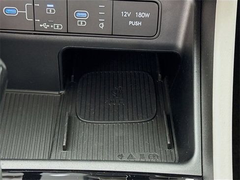 Certified 2025 Hyundai Tucson SEL image 33