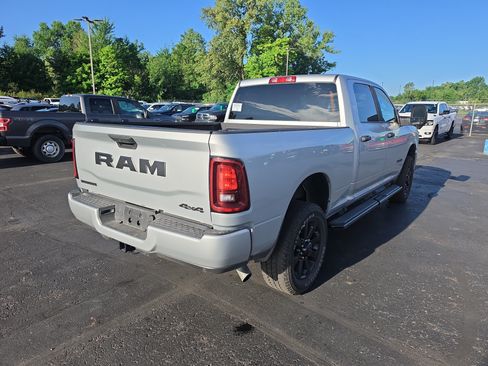 Used 2026 RAM 2500 Big Horn AWD/4WD image 3