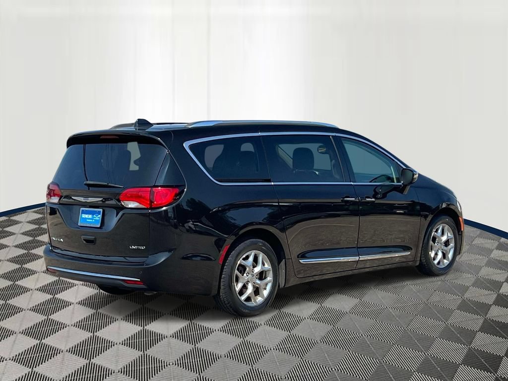 Used 2019 Chrysler Pacifica Limited FWD image 6