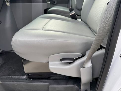 New 2026 Ford E-450 and Econoline 450 Super Duty w/ Power Equipment Group image 22