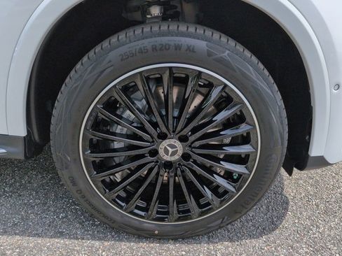 New 2026 Mercedes-Benz GLC 300 image 11