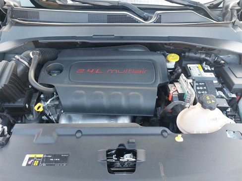 Used 2022 Jeep Compass Trailhawk w/ Trailhawk Convenience Group image 34