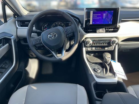 New 2025 Toyota RAV4 XLE Premium image 18