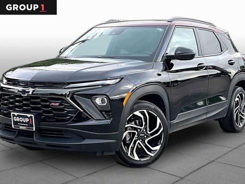 Used 2025 Chevrolet TrailBlazer RS w/ Convenience Package AWD/4WD image 1
