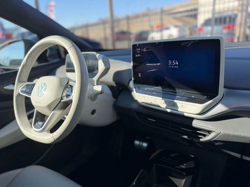 Used 2021 Volkswagen ID.4 1st Edition image 28