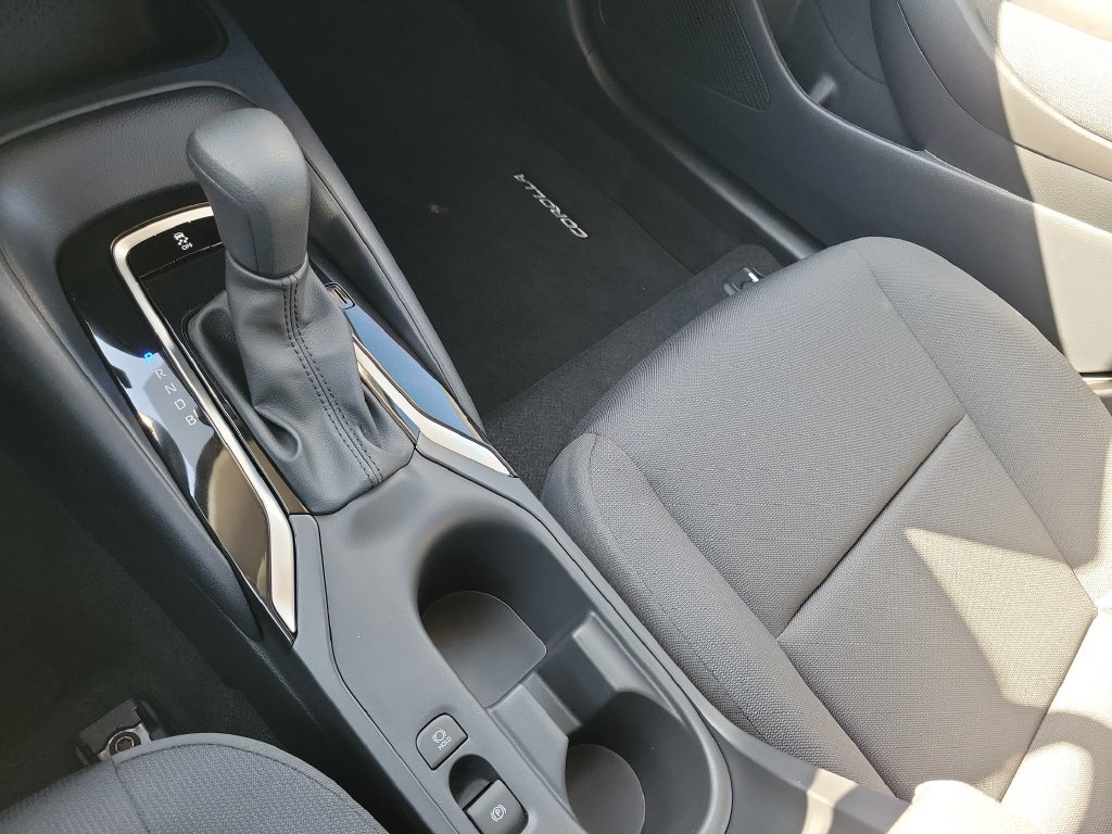 New 2027 Toyota Corolla LE FWD image 18