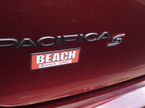 Used 2022 Chrysler Pacifica Limited w/ S Appearance Package FWD image 40