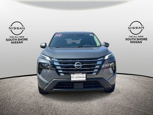 Certified 2026 Nissan Rogue SV AWD/4WD image 2