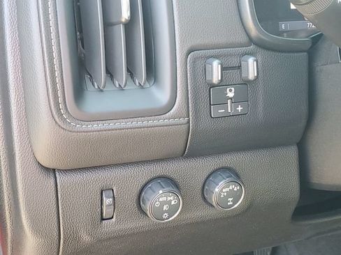 Used 2020 GMC Canyon SLT w/ Driver Alert Package AWD/4WD image 8