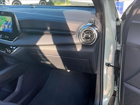 Used 2025 Chevrolet Equinox LT w/ Safety and Technology Package image 24