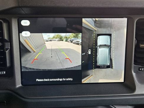 New 2025 Ford Bronco Badlands image 15