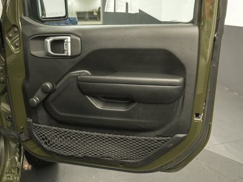 Used 2021 Jeep Wrangler Unlimited Sport AWD/4WD image 41