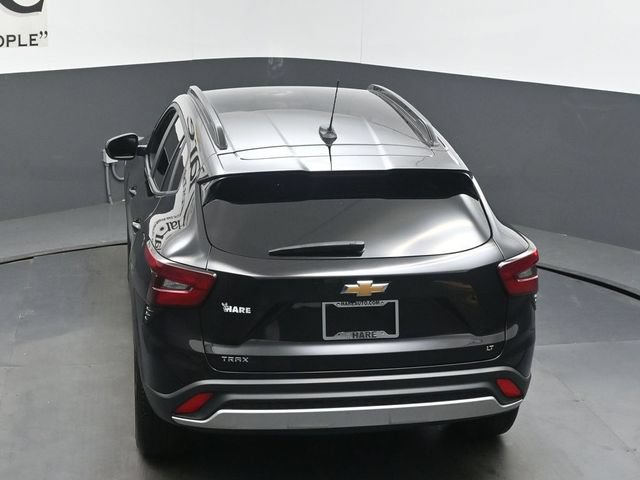 Used 2025 Chevrolet Trax LT FWD image 62