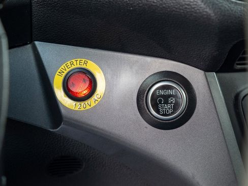 Used 2019 Ford Escape SE image 27