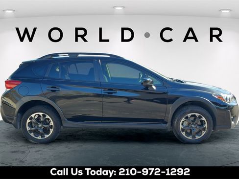 Used 2023 Subaru Crosstrek 2.0i Premium image 8