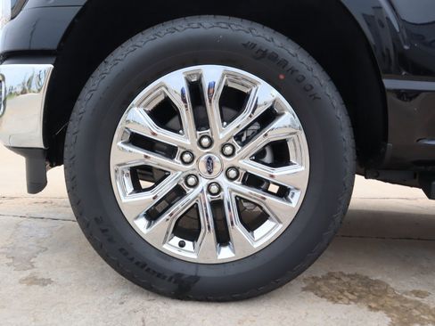 New 2025 Ford F150 Lariat w/ Equipment Group 501A Mid image 19