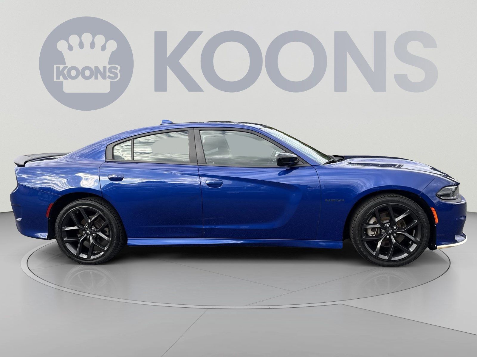 Used 2022 Dodge Charger R/T w/ Blacktop Package RWD image 12