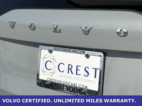 Certified 2024 Volvo XC90 B6 Ultimate w/ Lounge Package image 7