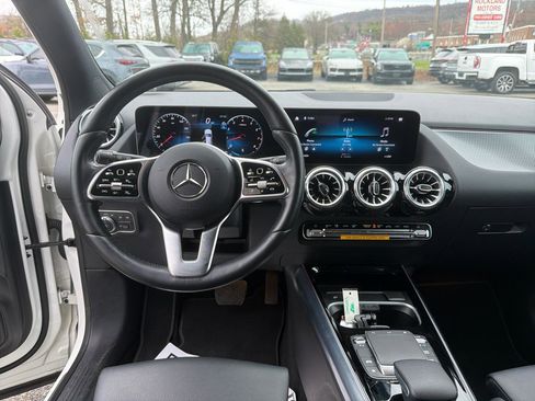 Used 2023 Mercedes-Benz GLA 250 4MATIC image 25