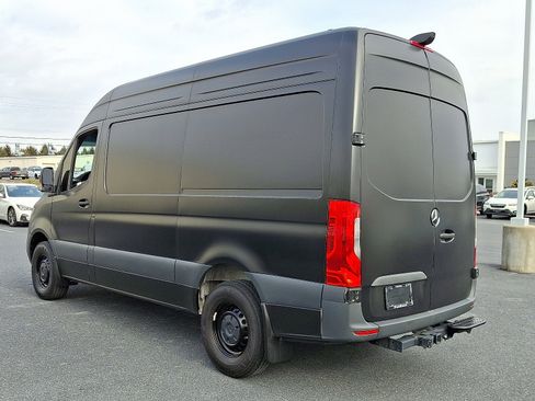 Used 2024 Mercedes-Benz Sprinter 2500 image 4