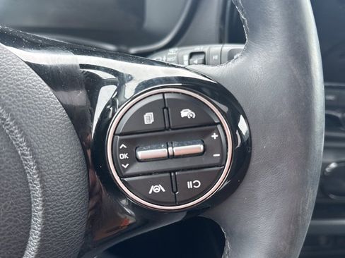 Used 2024 Kia Soul EX image 23