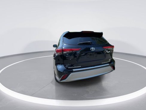 Used 2021 Toyota Highlander Platinum AWD/4WD image 7