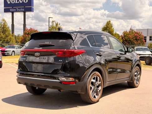 Used 2021 Kia Sportage EX FWD image 10