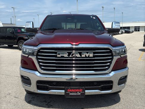 Used 2025 RAM 1500 Laramie AWD/4WD image 3