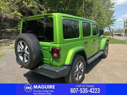 Used 2020 Jeep Wrangler Unlimited Sahara w/ Uconnect 4C Nav & Sound Group AWD/4WD image 9