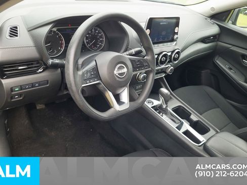 Used 2024 Nissan Sentra SV FWD image 6