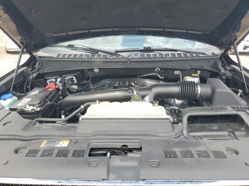 Certified 2023 Lincoln Navigator Reserve AWD/4WD image 8