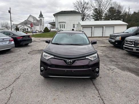 Used 2018 Toyota RAV4 Limited image 2