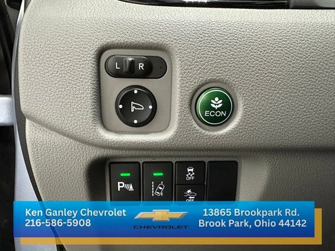 Used 2018 Honda Pilot Touring image 10