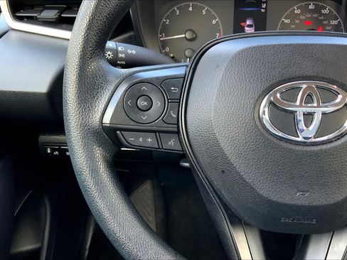 Used 2023 Toyota Corolla LE FWD image 23