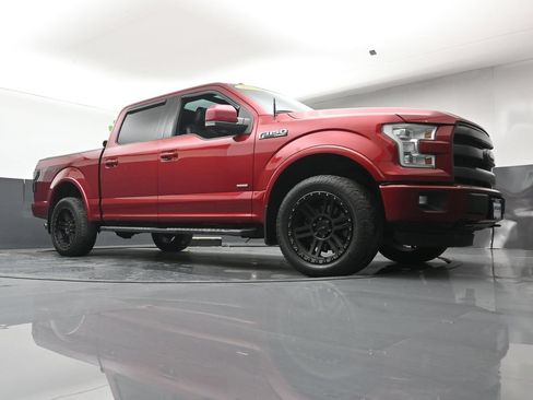 Used 2016 Ford F150 Lariat w/ Equipment Group 502A Luxury AWD/4WD image 29