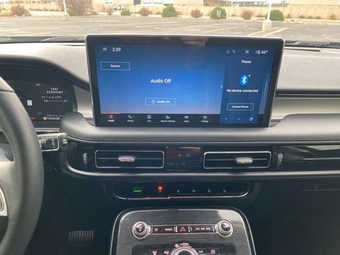 Used 2023 Lincoln Nautilus AWD w/ Premium Package image 16