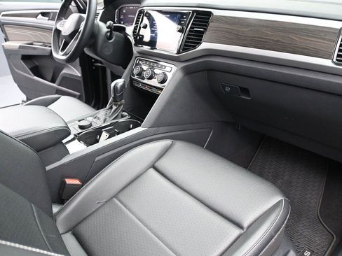 Used 2023 Volkswagen Atlas SE w/ Panoramic Sunroof Package AWD/4WD image 20