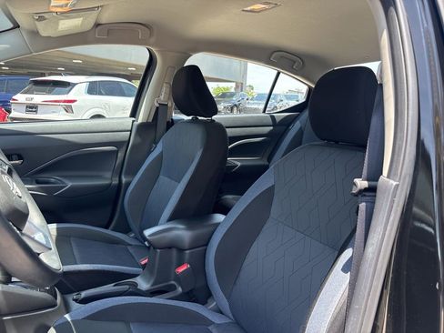 Used 2025 Nissan Versa SV FWD image 13