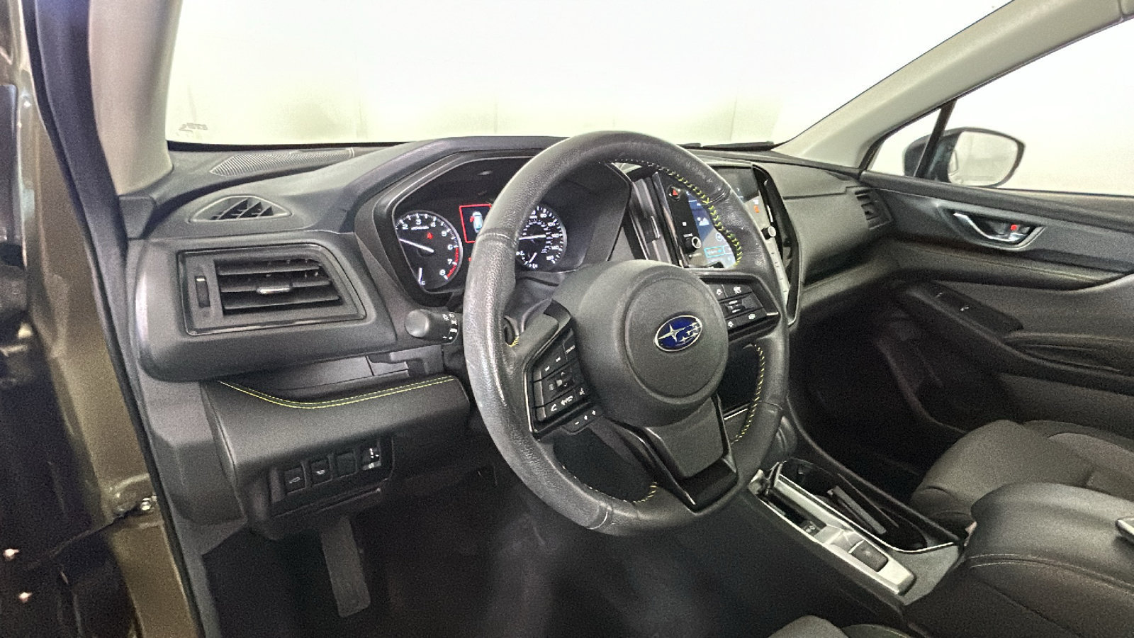 Used 2024 Subaru Ascent Onyx Edition AWD/4WD image 16