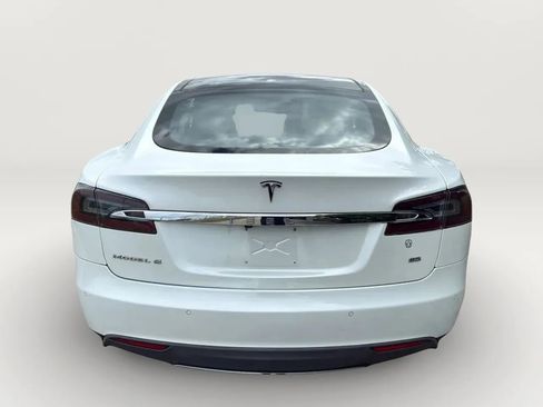 Used 2014 Tesla Model S 85 image 6