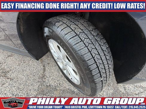 Used 2018 Chevrolet Equinox LT w/ Sun & Infotainment Package image 37