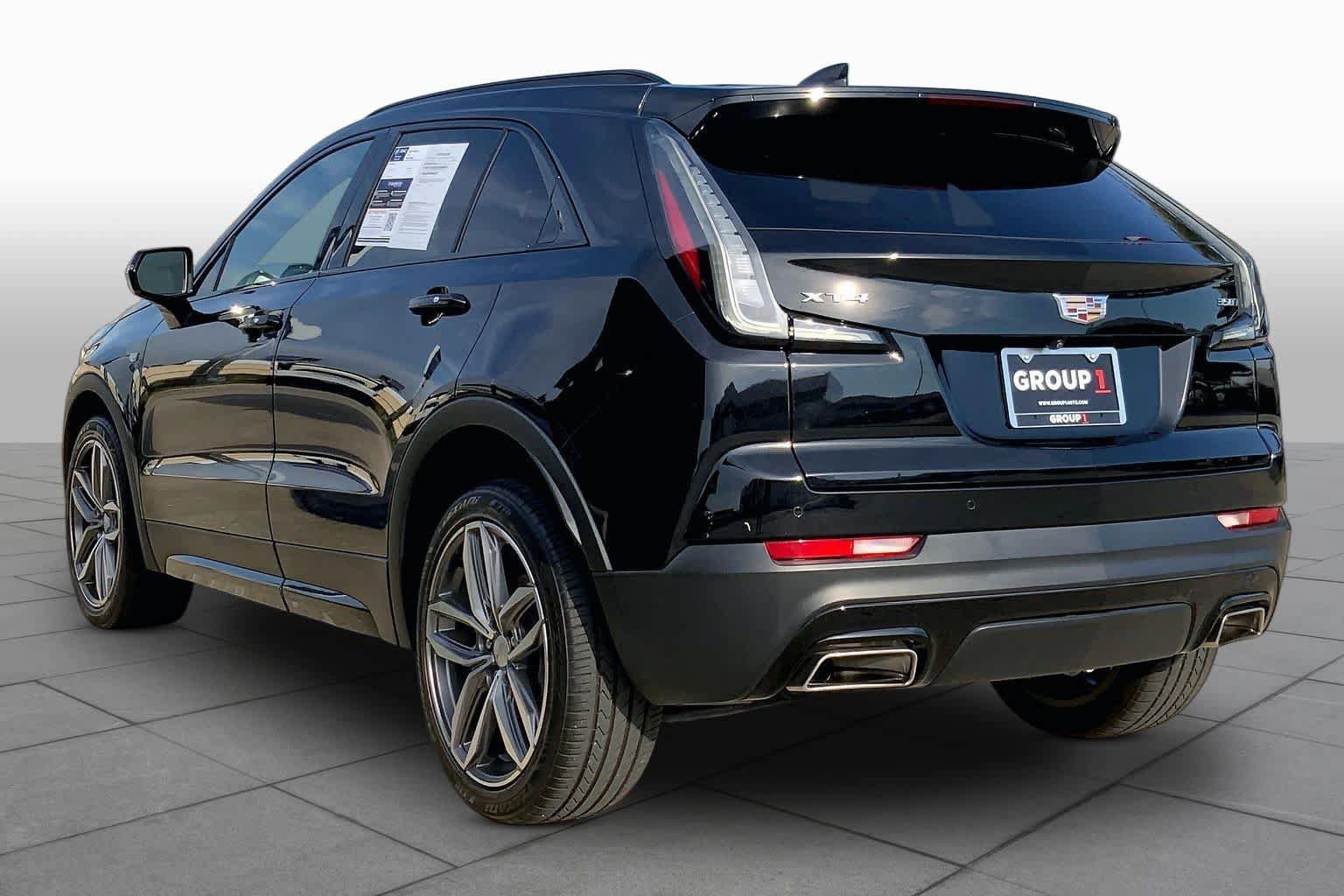 Used 2023 Cadillac XT4 Sport FWD image 12