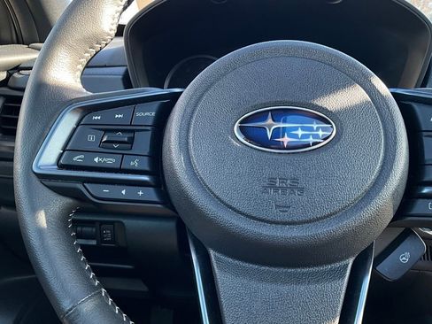 Certified 2025 Subaru Forester Limited image 22