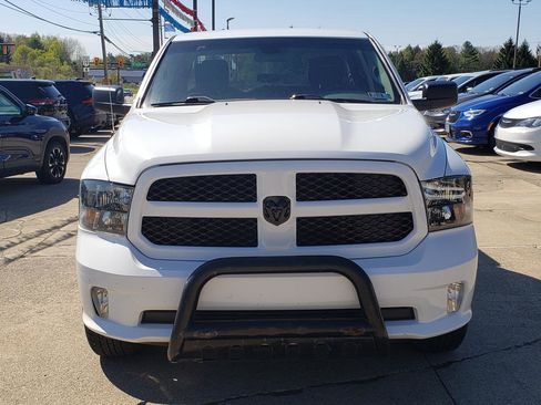 Certified 2019 RAM 1500 Express w/ Express Value Package AWD/4WD image 8