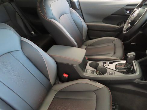 Used 2025 Subaru Crosstrek 2.5i Limited w/ Crosstrek Mirror Package image 27