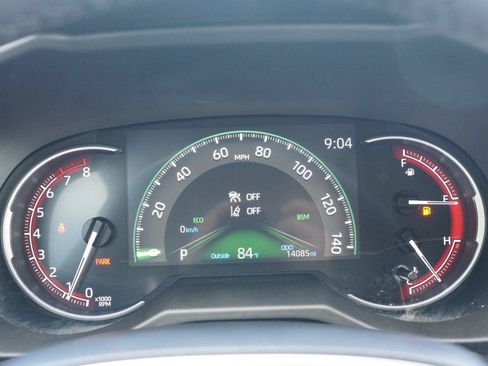Used 2025 Toyota RAV4 XLE w/ Weather Package AWD/4WD image 18