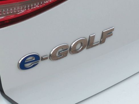 Used 2017 Volkswagen e-Golf SEL Premium image 13