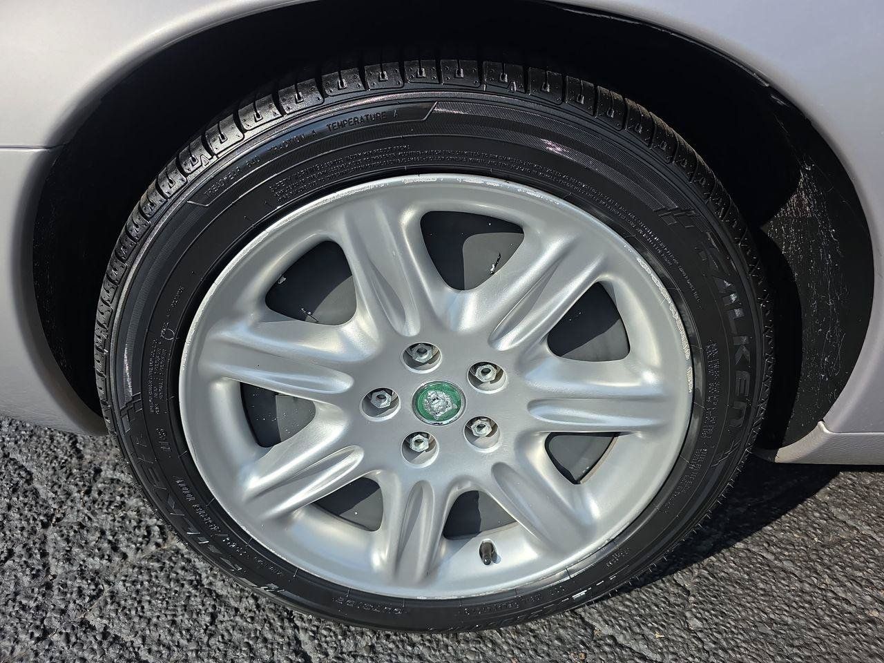 Used 2000 Jaguar XK8 Convertible RWD image 30