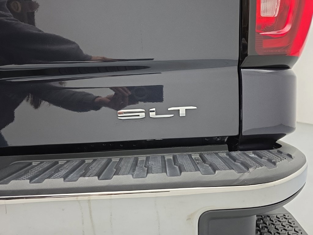 Used 2022 GMC Sierra 1500 SLT w/ SLT Convenience Package AWD/4WD image 64