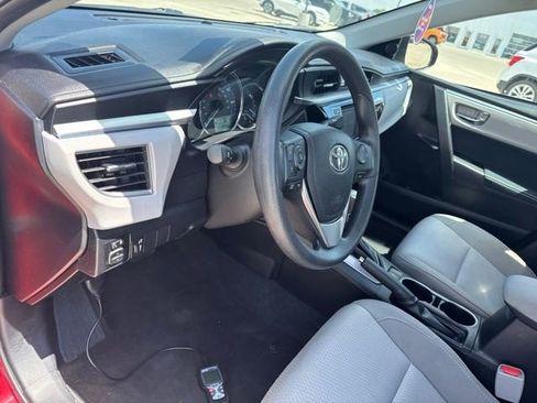 Used 2014 Toyota Corolla LE FWD image 19